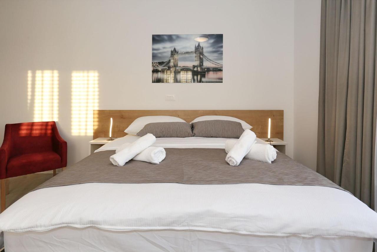 Villa Ankora 1 With Heated Pool Biograd Na Moru Exterior foto