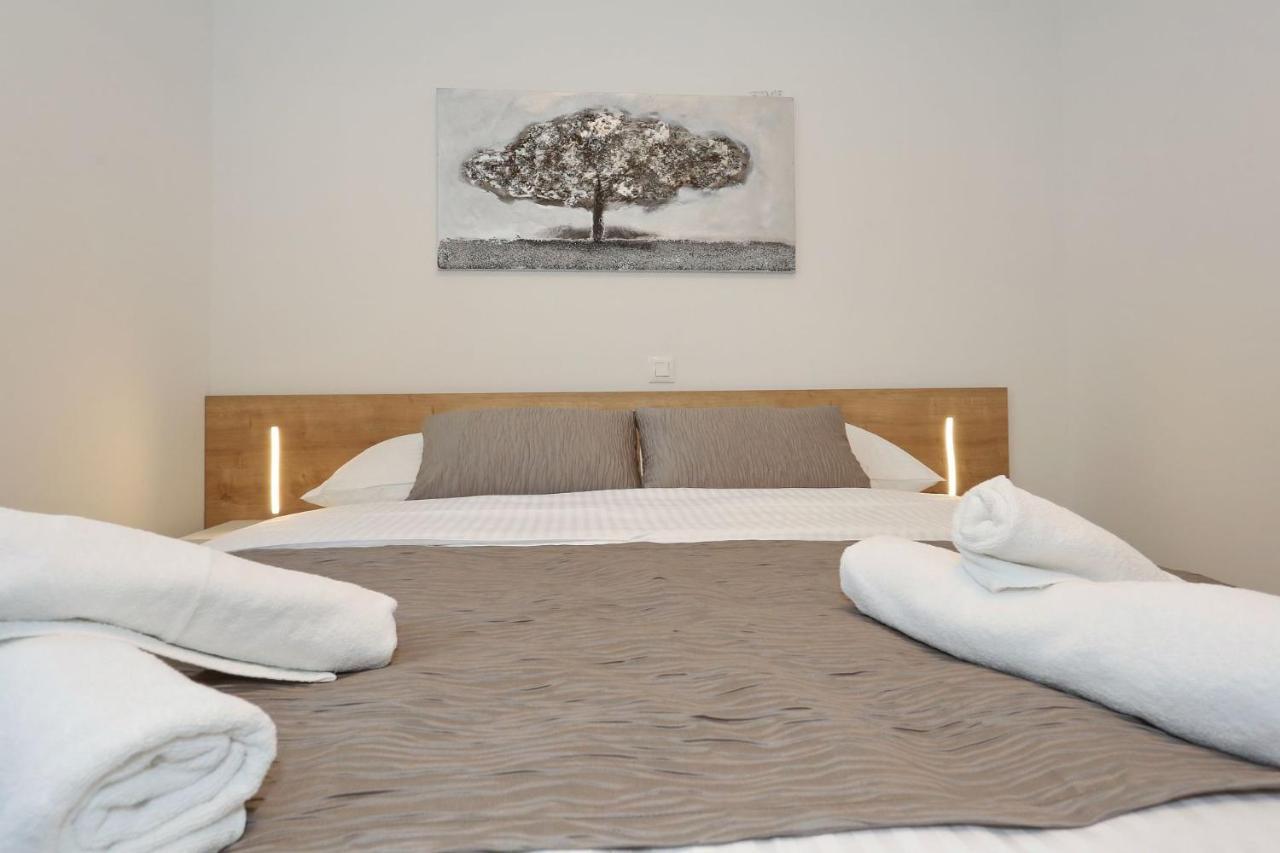 Villa Ankora 1 With Heated Pool Biograd Na Moru Exterior foto