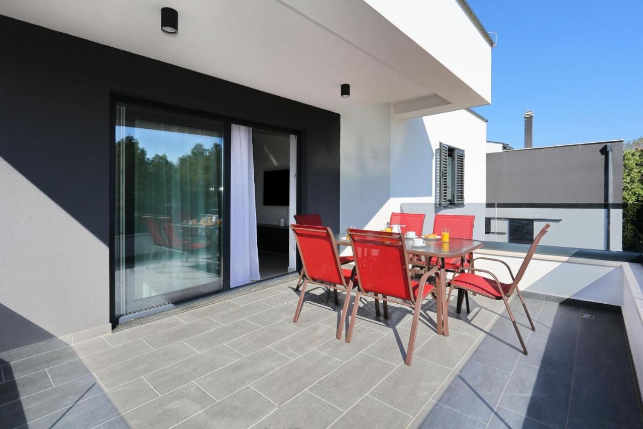 Villa Ankora 1 With Heated Pool Biograd Na Moru Exterior foto